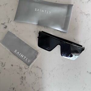 Saintly LEVI Black Sunglasses - NEVER USED